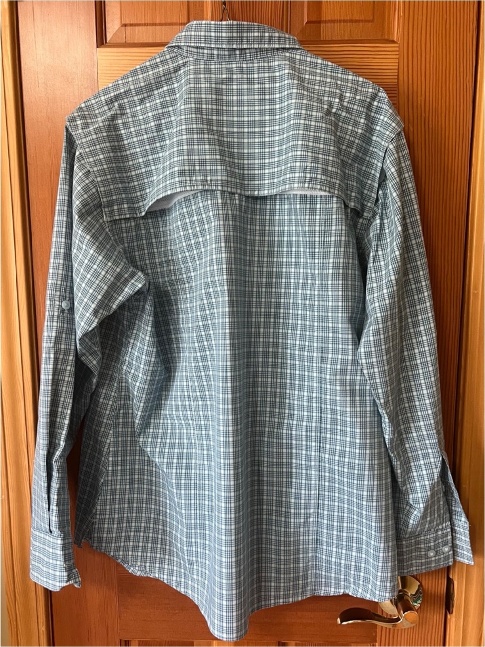 Bass Pro Shops Blue and White Plaid Button-Down Shirt
